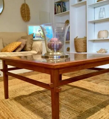 Appartement Petite Maison Mitoyenne Au Cœur De Tropez